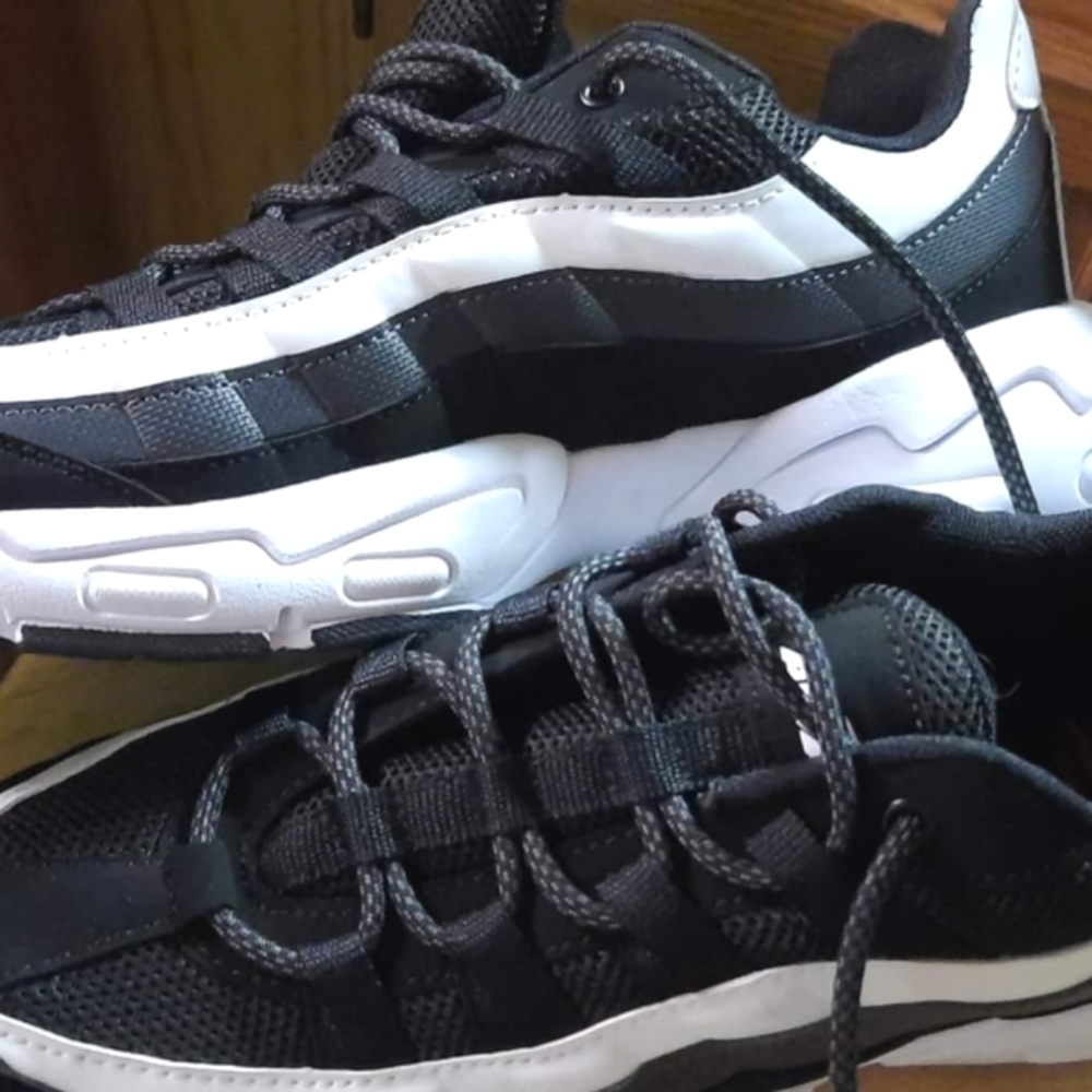 New Avia Enduropro Comfort Lightweight Mens Athletic shoes size 10 Very Nice!